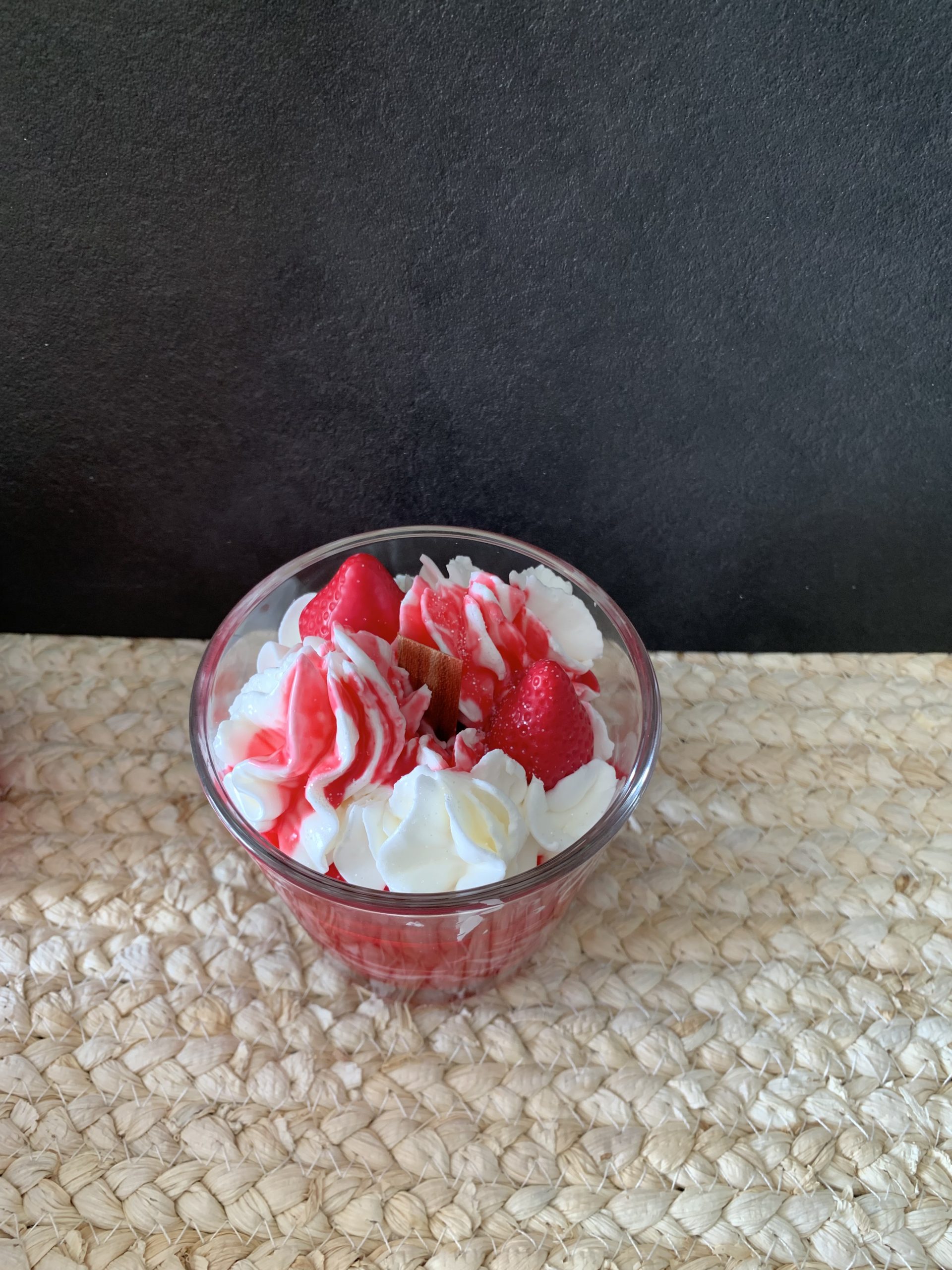 bougie gourmande fraise des bois meche bois