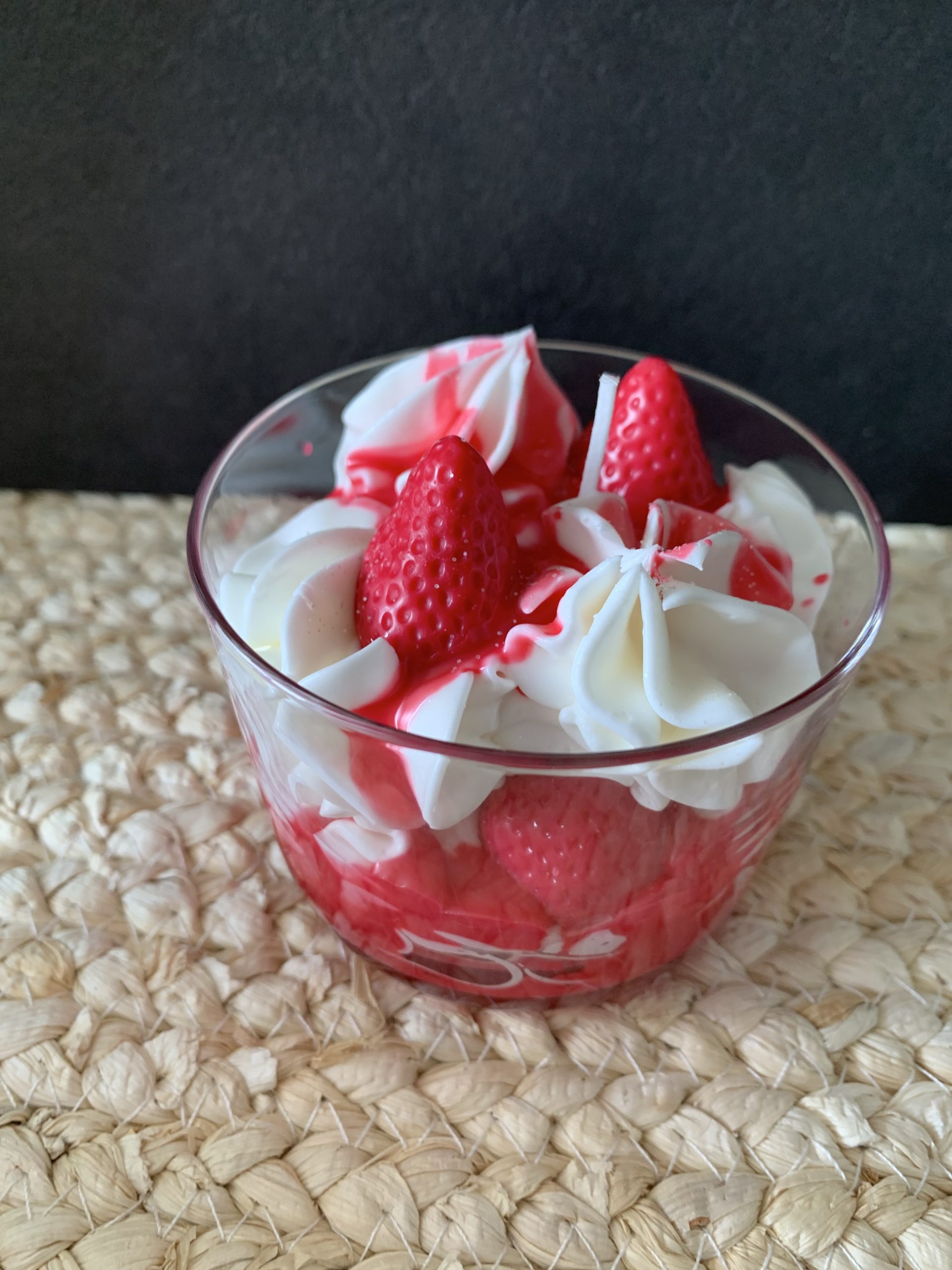 bougie gourmande fraise des bois
