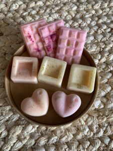 Fondants parfumés artisanaux aux couleurs douces et senteurs de saison
