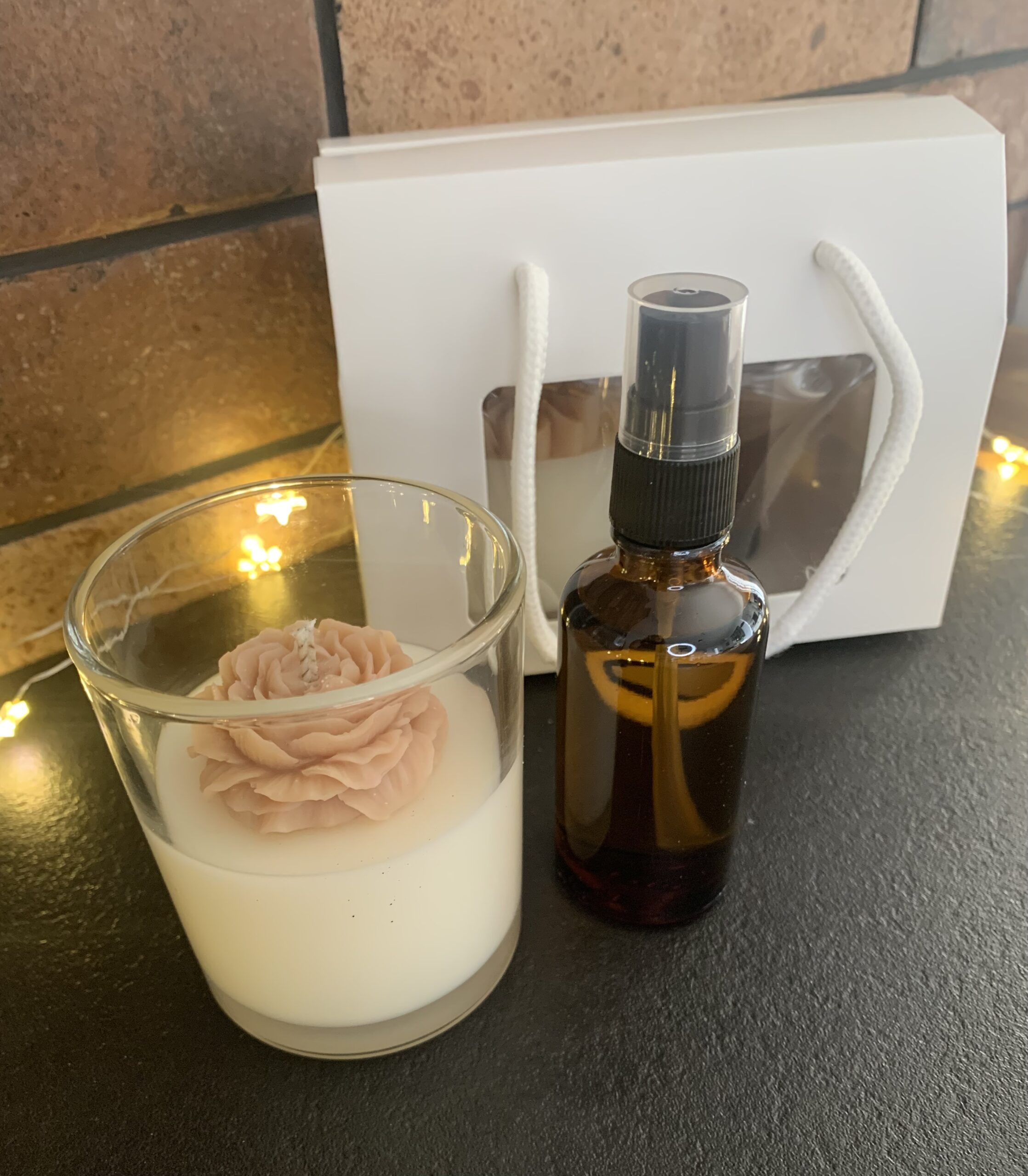 Coffret rituel duo Tonka bougie en verre et parfum d’ambiance 50 ml