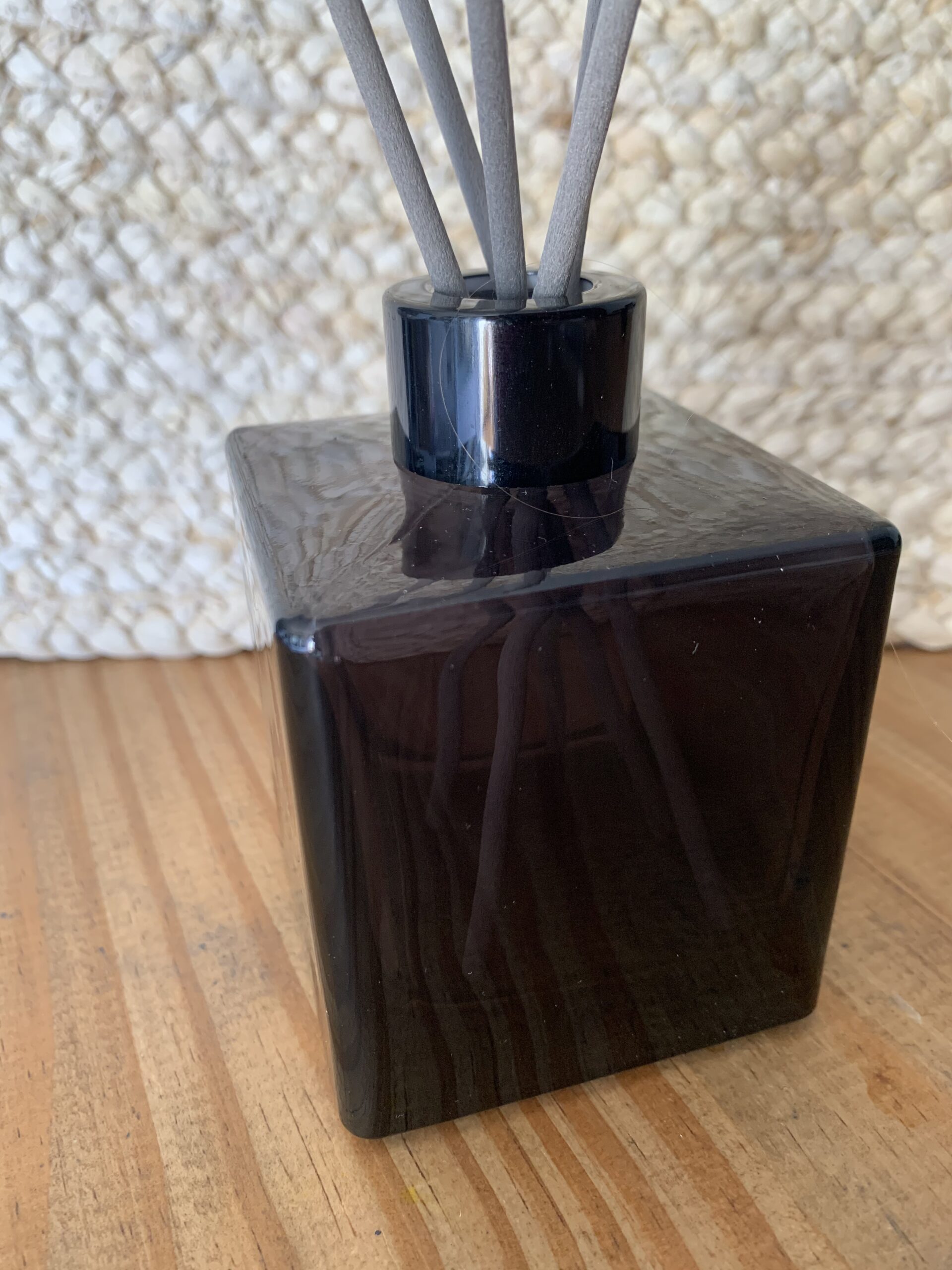 Diffuseur à tiges 180 ml noir carré parfum d’ambiance