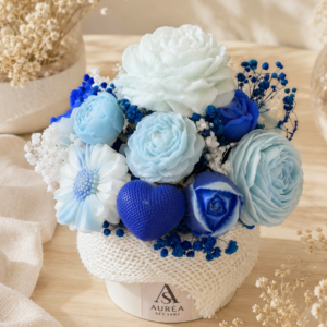 Bouquet parfumé Fleur de coton avec fleurs en cire blanches et bleues